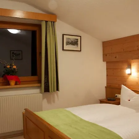 Haus Zangerl Inkl Sommer-karte Premium Sankt Anton am Arlberg