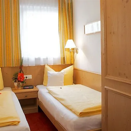 Haus Zangerl Inkl Sommer-karte Premium Konukevi Sankt Anton am Arlberg